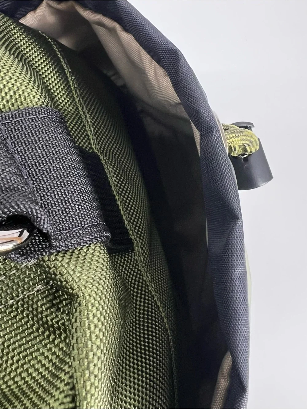 GOBI Duffle Bag Olive Drab Green Black Adjustable Straps Solid 19 X 12 X 14.5